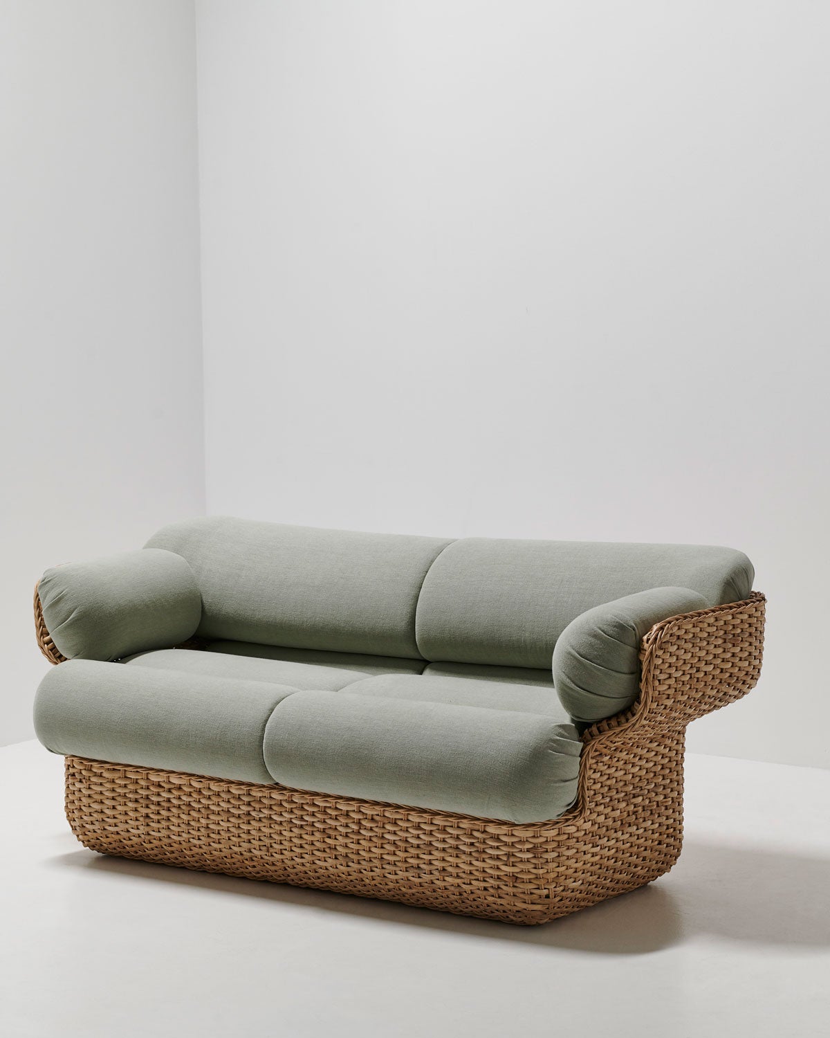 Basket Soffa 2-sits från Gubi