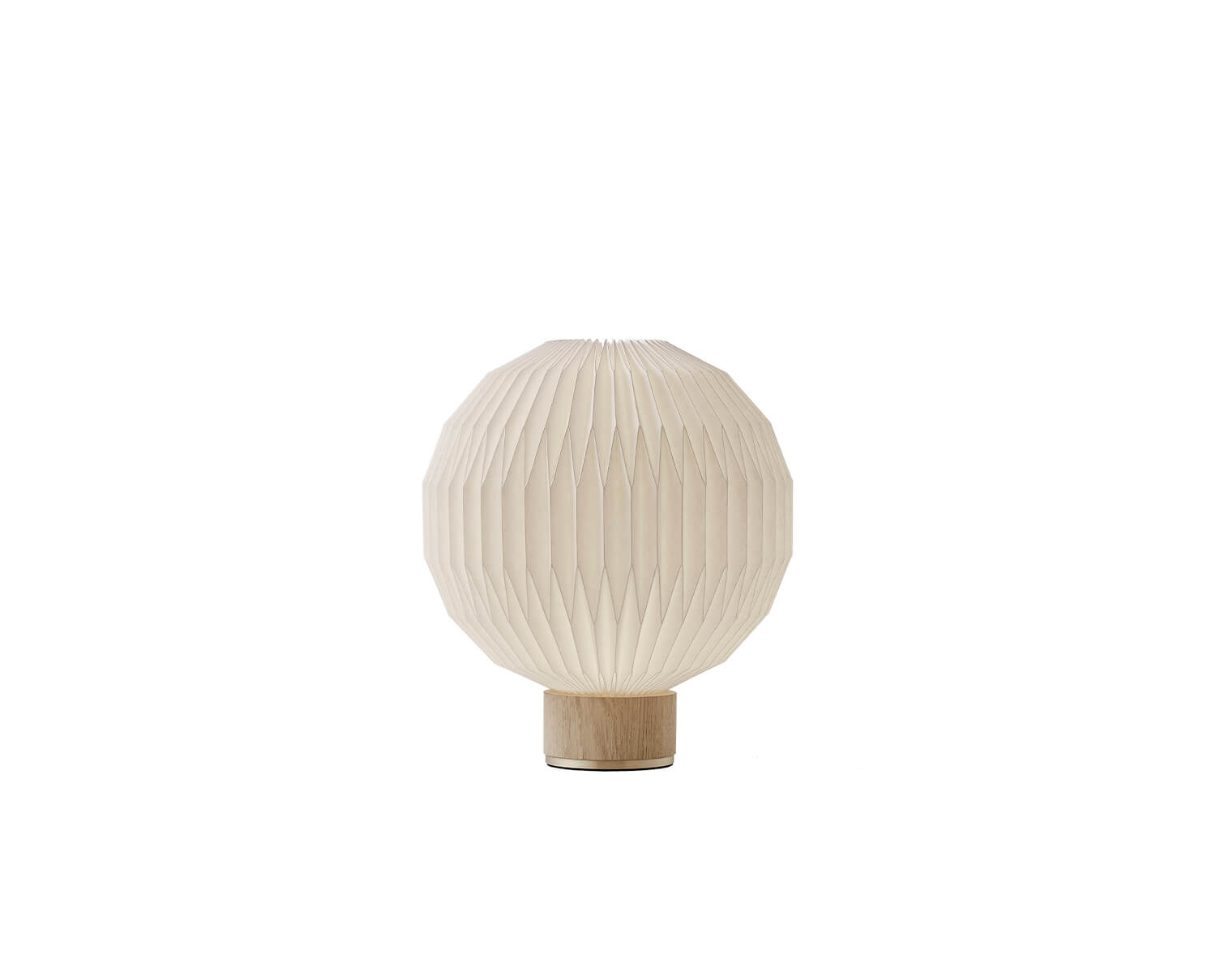 LeKlint375-bordslampa-small-ljust-ek-papper