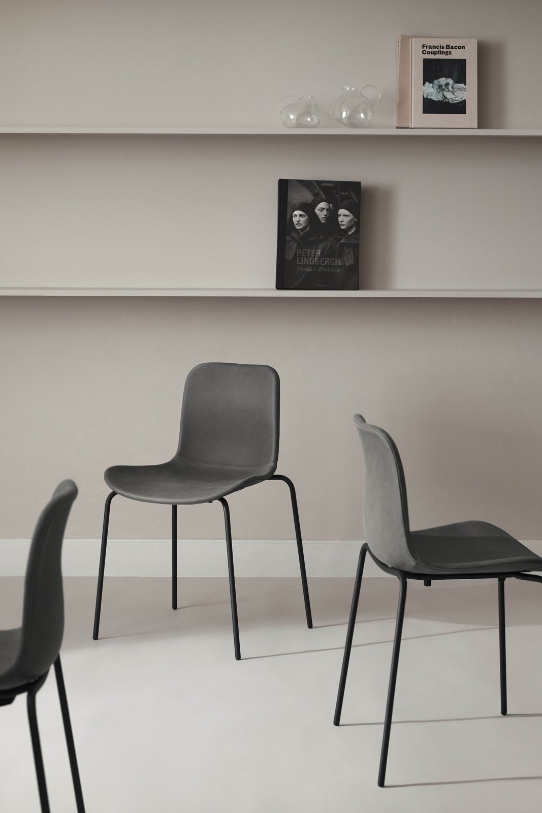 Norr11_Langue_Chair_Upholstered_Lifestyle_2