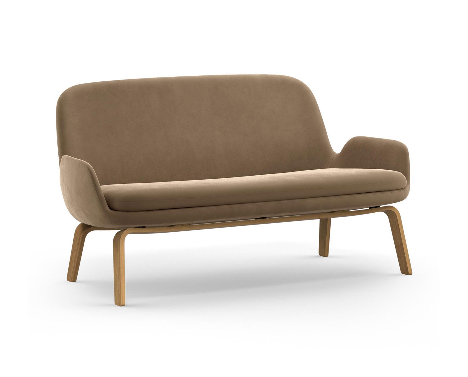 Era Soffa klädd i tyget City Velvet 77